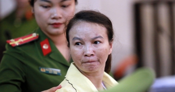 Mẹ "nữ sinh giao gà bị giết ở Điện Biên" lại chuẩn bị hầu tòa