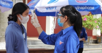 Nghệ An: Hơn 34 ngàn thí sinh bước vào kỳ thi tốt nghiệp THPT trong mưa lớn