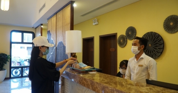 Quảng Nam: Hỗ trợ chuyên gia, lao động ở các địa phương có dịch lưu trú tại tỉnh