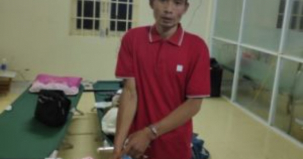 Kon Tum: Phát hiện, bắt giữ đối tượng mang ma túy khi đi xe taxi