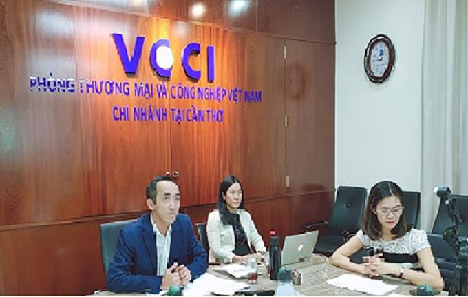 Hình ảnh tại cuộc họp Ban điều hành đầu tiên của Mạng lưới MRBN - Đại diện VCCI – Chi nhánh Cần Thơ tại điểm cầu Cần Thơ.
