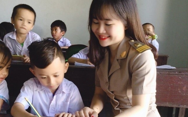 Giáo viên đi giảng dạy tại Lào được trả lương 720 USD/tháng
