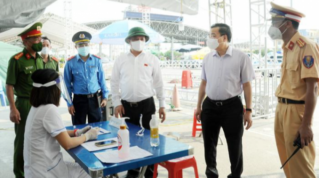 Bí thư Thành ủy Hà Nội: “Không đặt TP vào tình thế mất kiểm soát”