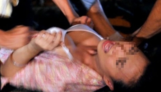 Quảng Ninh: Bắt giữ khẩn cấp gã đàn ông hiếp dâm con gái riêng của vợ