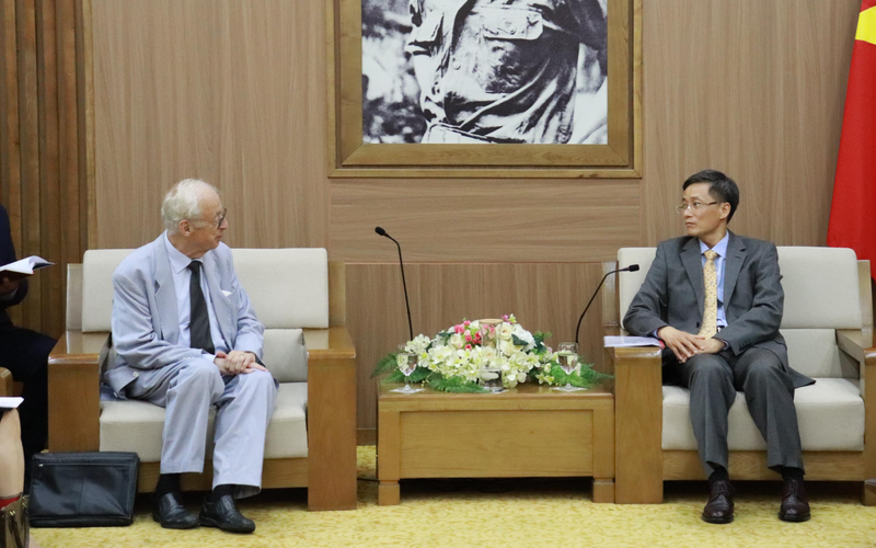 Thứ trưởng Nguyễn Khánh Ngọc tiếp xã giao nguyên Chủ tịch Toà án quốc tế về Luật Biển