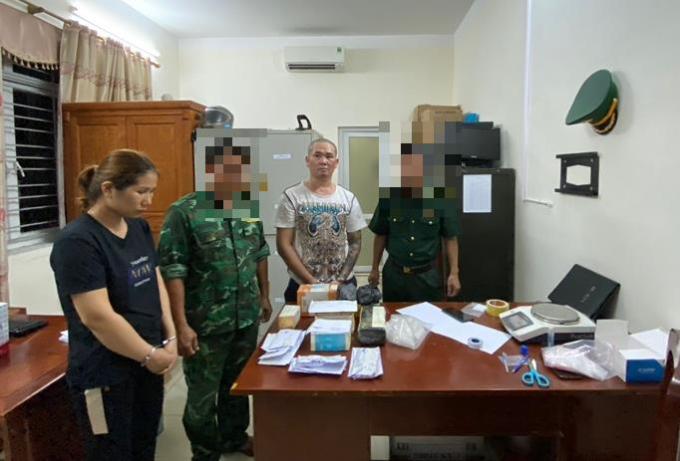 hai vợ chồng Nguyễn Văn Hạnh và Nguyễn Thị Thu Hường bị bắt giữ cùng tang vậ.