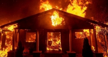 Mâu thuẫn gia đình, chồng dùng xăng phóng hỏa đốt nhà khiến 4 người trong gia đình thương vong