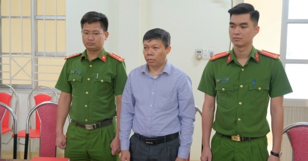 Vì sao nguyên Chủ tịch UBND phường cùng 2 cán bộ địa chính ở Cao Bằng bị khởi tố, bắt giam?