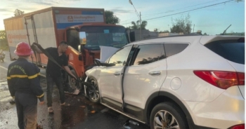 Lâm Đồng: Xe con đấu đầu xe tải khiến 7 người thương vong