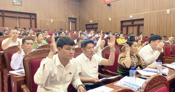 Thuận Châu tổ chức kỳ họp thứ 6 HĐND huyện khóa XXI