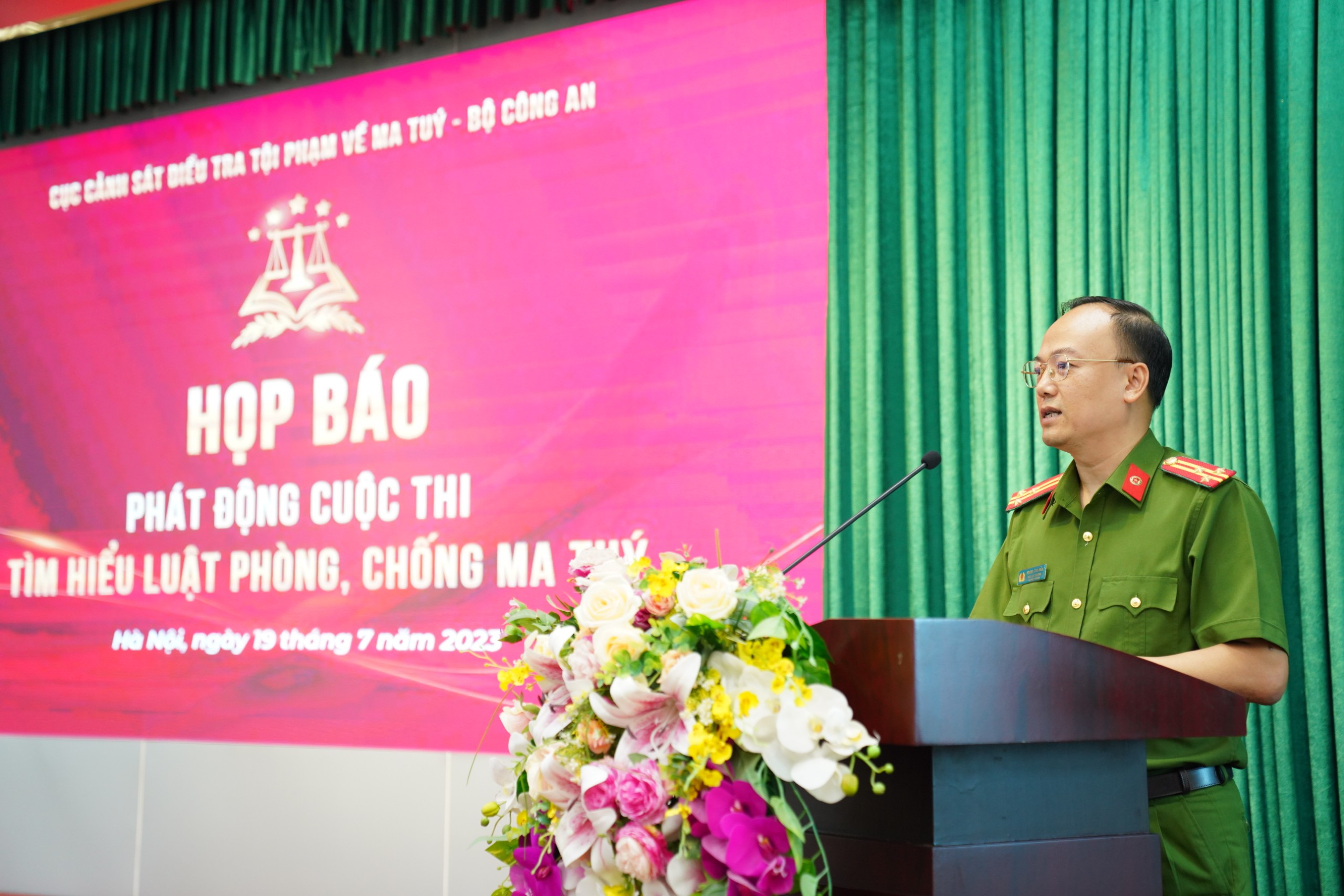 Thượng tá Hoàng Tâm Hiếu, Phó Cục trưởng Cục Cảnh sát điều tra tội phạm về ma túy.