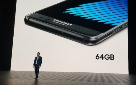 Samsung Galaxy Note 7 ch&iacute;nh thức ra mắt