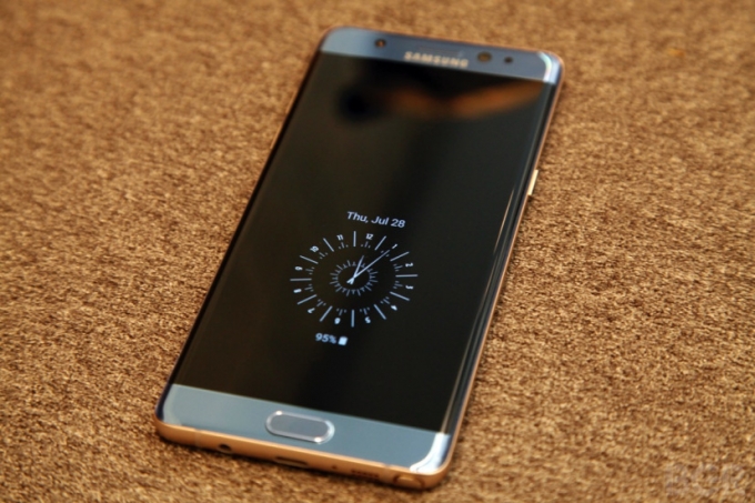 Samsung Galaxy Note 7 ch&iacute;nh thức ra mắt