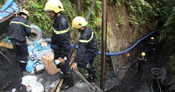 Quảng Ninh: Đứt cáp hầm lò, hai người tử vong