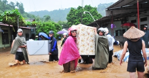 Lào Cai: Tăng cường khắc phục hậu quả sau lũ, phòng chống dịch bệnh
