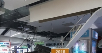 Trần siêu thị BigC Vinh bất ngờ sập đổ nhiều người hốt hoảng bỏ chạy