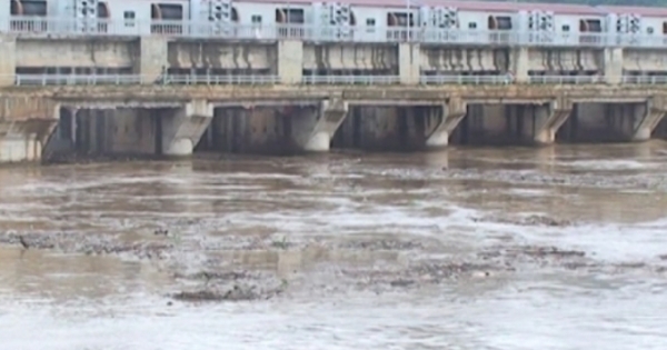 Chủ tịch Thanh Hóa yêu cầu khắc phục ô nhiễm nước sinh hoạt tại thủy điện Bá Thước 2