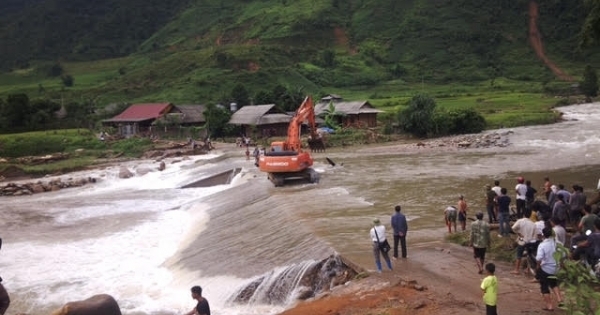 Lào Cai: Lũ cuốn khu vực mỏ vàng, số người chết tăng