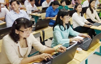 Hà Nội áp dụng sổ điểm điện tử từ năm học 2016 - 2017