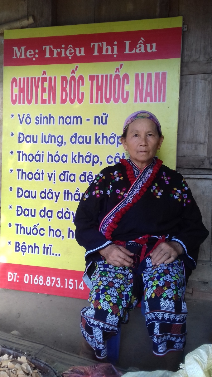 Mẹ Triệu Thị Lầu năm nay&nbsp;đ&atilde; gần 60 tuổi.