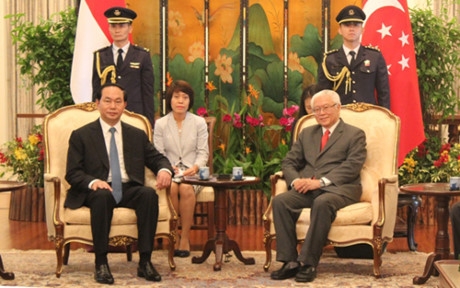 Chủ tịch nước Trần Đại Quang v&agrave; Tổng thống Singapore Tony Tan Keng Yam.