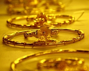 Giá vàng ngày 31/8: Vàng SJC giảm 180 nghìn đồng/lượng