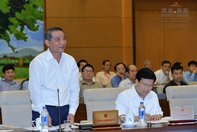 Bộ trưởng GTVT Trương Quang Nghĩa ph&aacute;t biểu tại phi&ecirc;n họp.