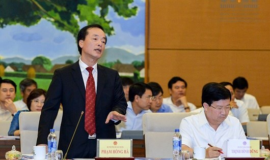 Bộ trưởng Bộ X&acirc;y dựng Phạm Hồng H&agrave; trả lời chất vấn.