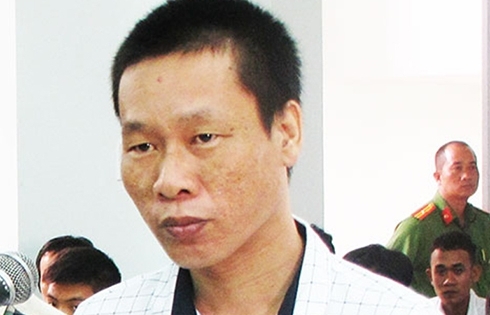 Khánh Hòa: Ăn kem đứng lấn đường, nam thanh niên ra tay giết người