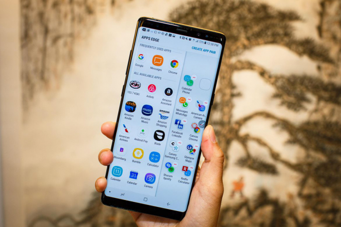 Cận cảnh Samsung Galaxy Note 8 vừa ra mắt tại Mỹ