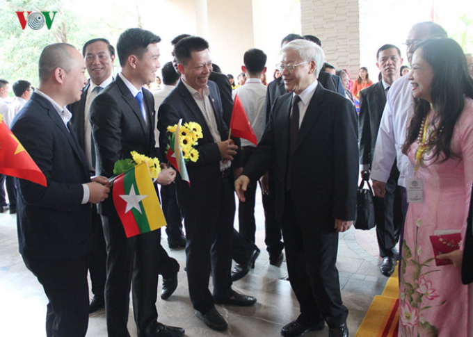 Chuyến thăm Myanmar lần n&agrave;y của Tổng B&iacute; thư Nguyễn Ph&uacute; Trọng diễn ra v&agrave;o thời điểm quan hệ Việt Nam-Myanmar đang c&oacute; những bước ph&aacute;t triển tốt đẹp.&nbsp;Hai b&ecirc;n duy tr&igrave; c&aacute;c chuyến thăm cấp cao cũng như trao đổi đo&agrave;n c&aacute;c cấp, g&oacute;p phần tăng cường tin cậy ch&iacute;nh trị v&agrave; hiểu biết lẫn nhau. Quan hệ kinh tế, thương mại, đầu tư ph&aacute;t triển nhanh ch&oacute;ng, trở th&agrave;nh điểm s&aacute;ng trong quan hệ hai b&ecirc;n