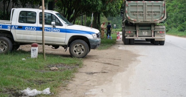 Tuyên Quang: Cương quyết xử lý xe quá tải trên địa bàn toàn tỉnh