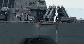 Tìm thấy thi thể 10 thủy thủ mất tích ở vụ va chạm tàu khu trục Mỹ