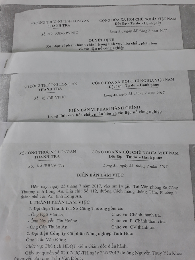 Ba văn bản của Thanh tra Sở C&ocirc;ng thương ban h&agrave;nh trong 1 buổi chiều l&agrave;m việc với Cty CPNN Tinh Hoa.