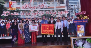 Trường Hồng Hà nhận bằng khen của Thủ tướng Chính phủ