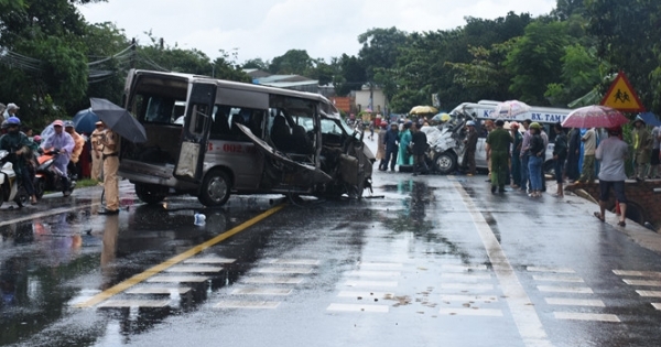 Làm rõ nguyên nhân vụ tai nạn khiến 2 người chết, 5 người bị thương tại Long An