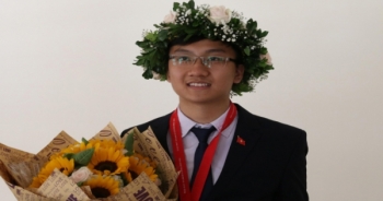 "Cậu bé vàng" Vật lý người Bắc Giang giật huy chương Bạc Olympic có bảng thành tích khủng ra sao?