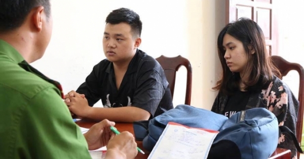 Đắk Lắk: Cặp đôi nghi dùng hung khí tấn công nhân viên bán hàng ra đầu thú
