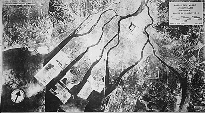 Hiroshima trước v&agrave; sau khi bị n&eacute;m bom.