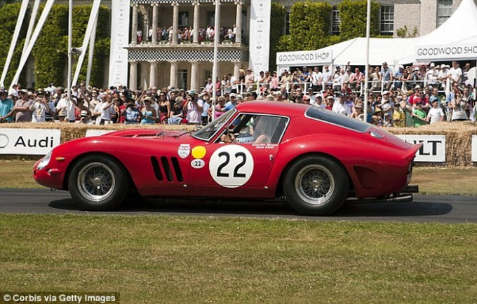 Chiếc xe Ferrari 250 GTO 1962 n&agrave;y c&oacute; thể b&aacute;n với gi&aacute; hơn 1,3 ngh&igrave;n tỷ đồng. Ảnh: Getty Images