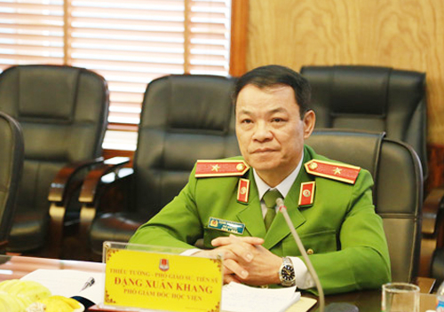 Thiếu tướng Đặng Xu&acirc;n Khang