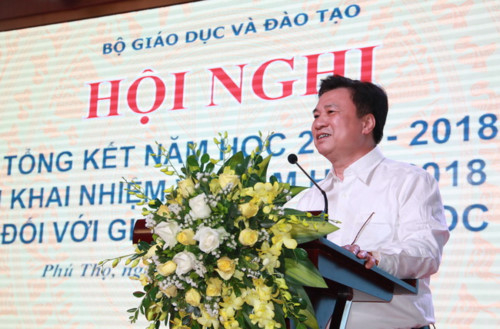 Thứ trưởng Nguyễn Hữu Độ ph&aacute;t biểu tại hội nghị.