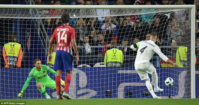 Ramos n&acirc;ng tỷ số l&ecirc;n 2-1 cho Real Madrid sau quả phạt đền th&agrave;nh c&ocirc;ng
