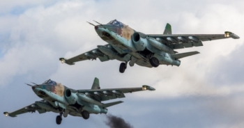 Quân đội Nga chặn đường cao tốc để cường kích Su-25 hạ cánh