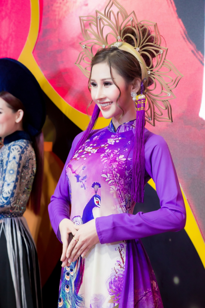Hoa hậu Chi Nguyễn đảm nhận vị tr&iacute; vedette trong đ&ecirc;m diễn thời trang