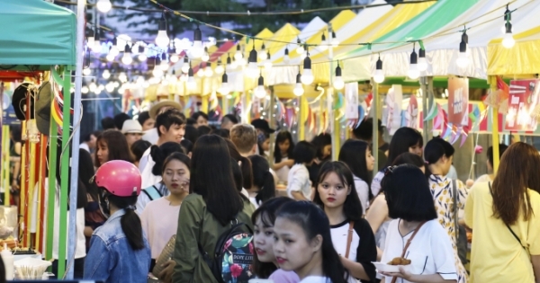 Đà Nẵng: Đầu tư chợ đêm phục vụ khách du lịch