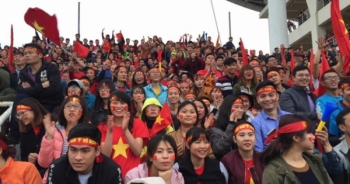 Cổ động viên từ quê hương đã sẵn sàng tiếp lửa Olympic Việt Nam