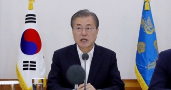 Nhật Bản loại Hàn Quốc khỏi ‘Danh sách Trắng’, Tổng thống Moon họp khẩn