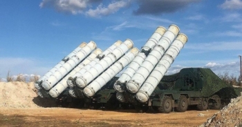 “Rồng lửa” S-400 của Nga khoe sức mạnh bão táp, diệt 30 mục tiêu cực “khủng”