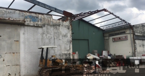 Bình Dương: Tường nhà xưởng đổ sập, 2 người tử vong